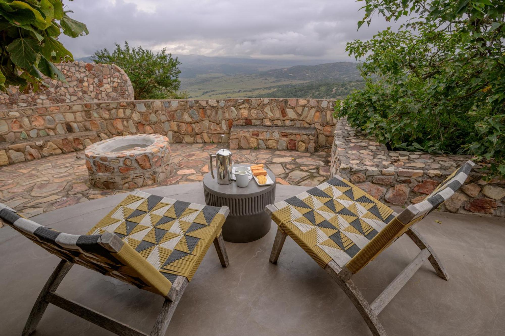 Zulu Rock Lodge - Babanango Game Reserve Ulundi ภายนอก รูปภาพ