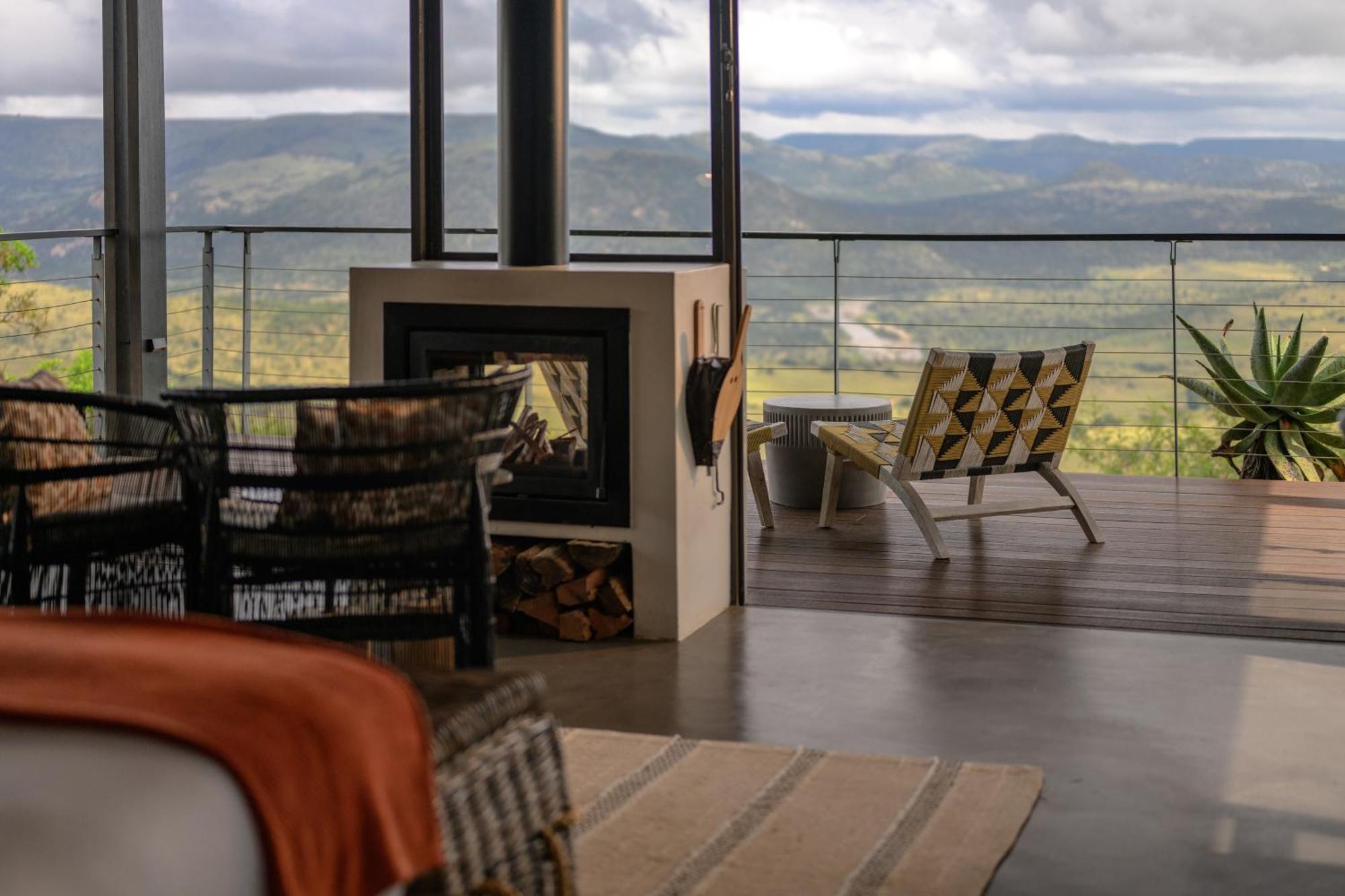 Zulu Rock Lodge - Babanango Game Reserve Ulundi ภายนอก รูปภาพ