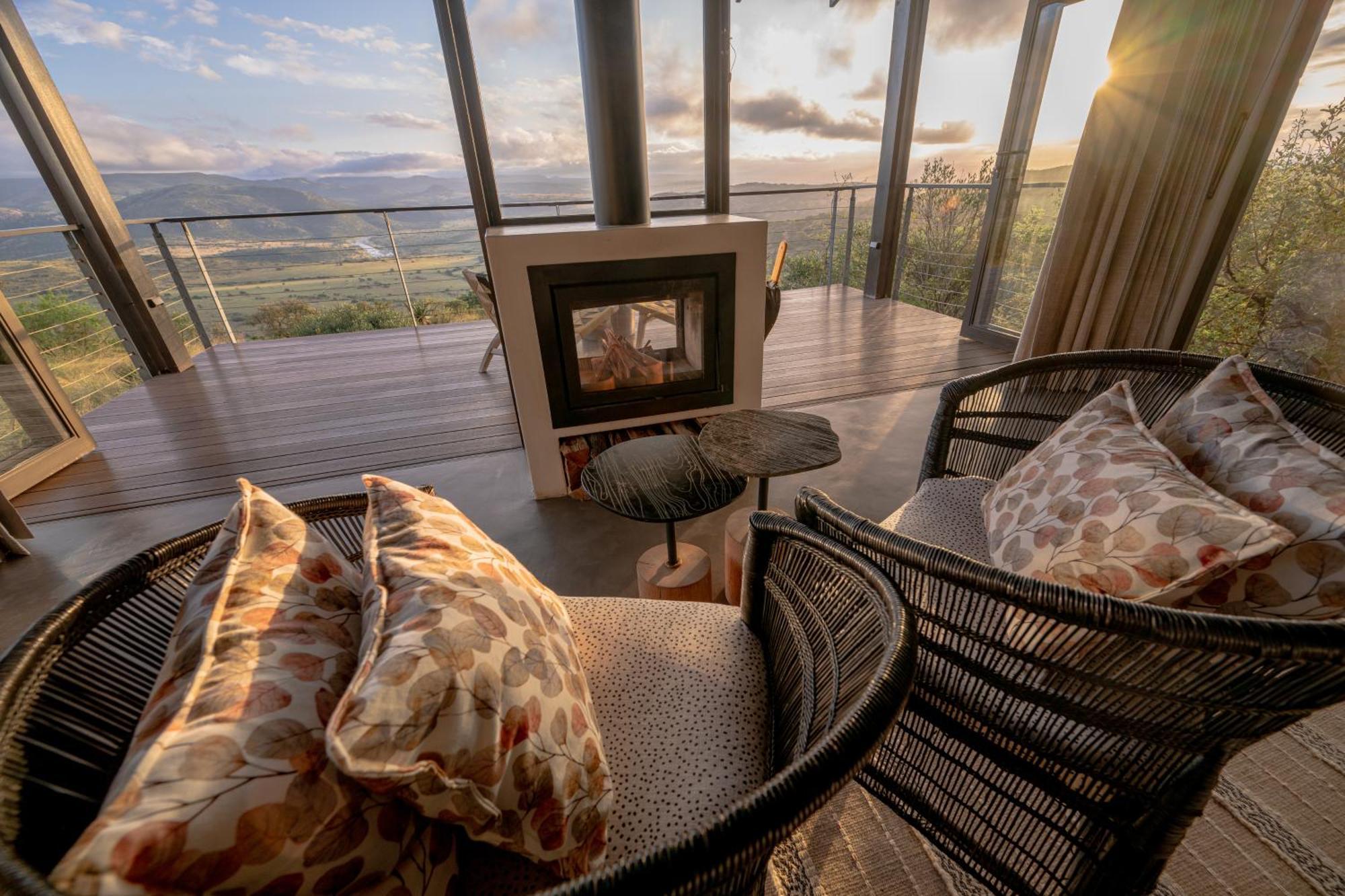 Zulu Rock Lodge - Babanango Game Reserve Ulundi ภายนอก รูปภาพ