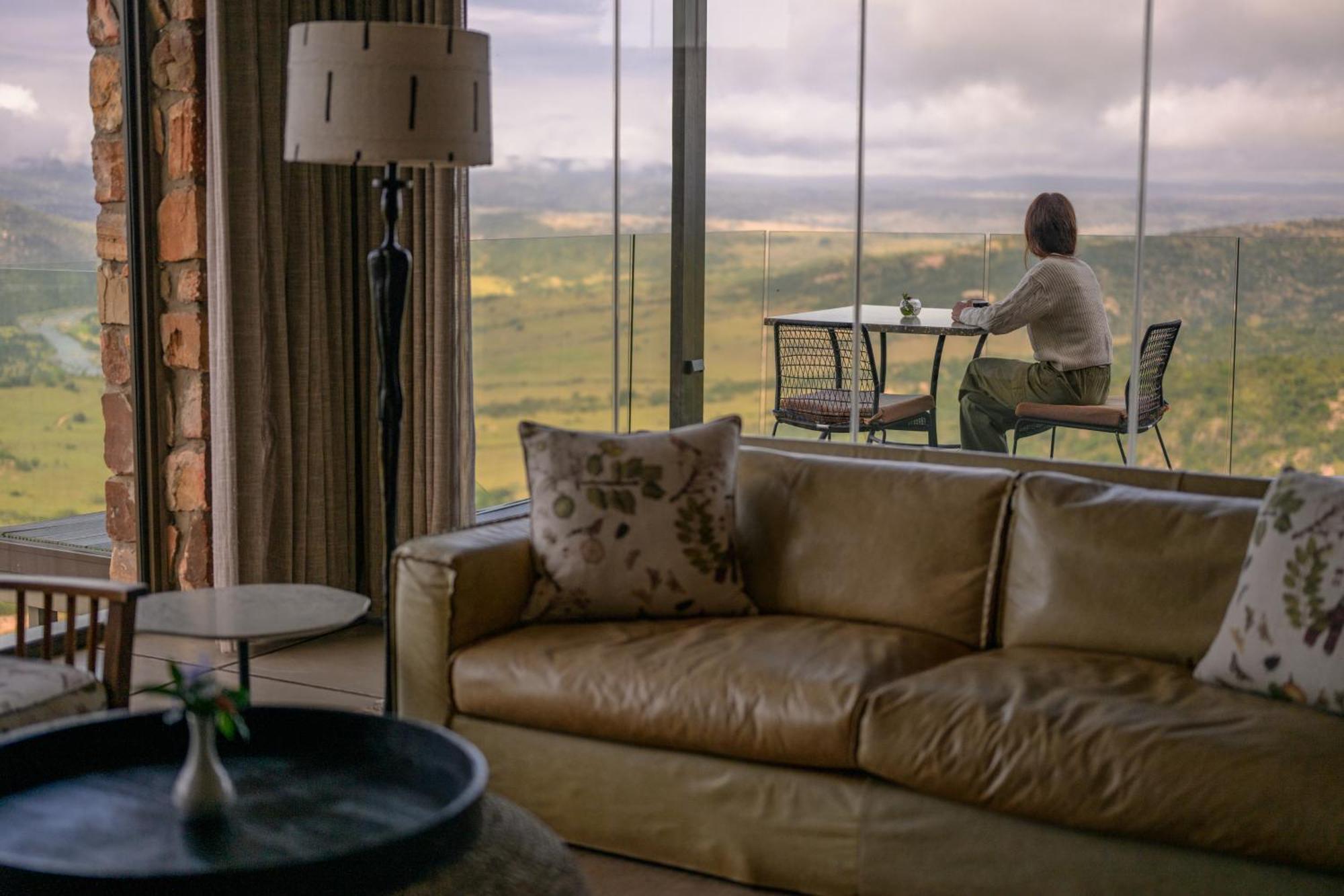 Zulu Rock Lodge - Babanango Game Reserve Ulundi ภายนอก รูปภาพ