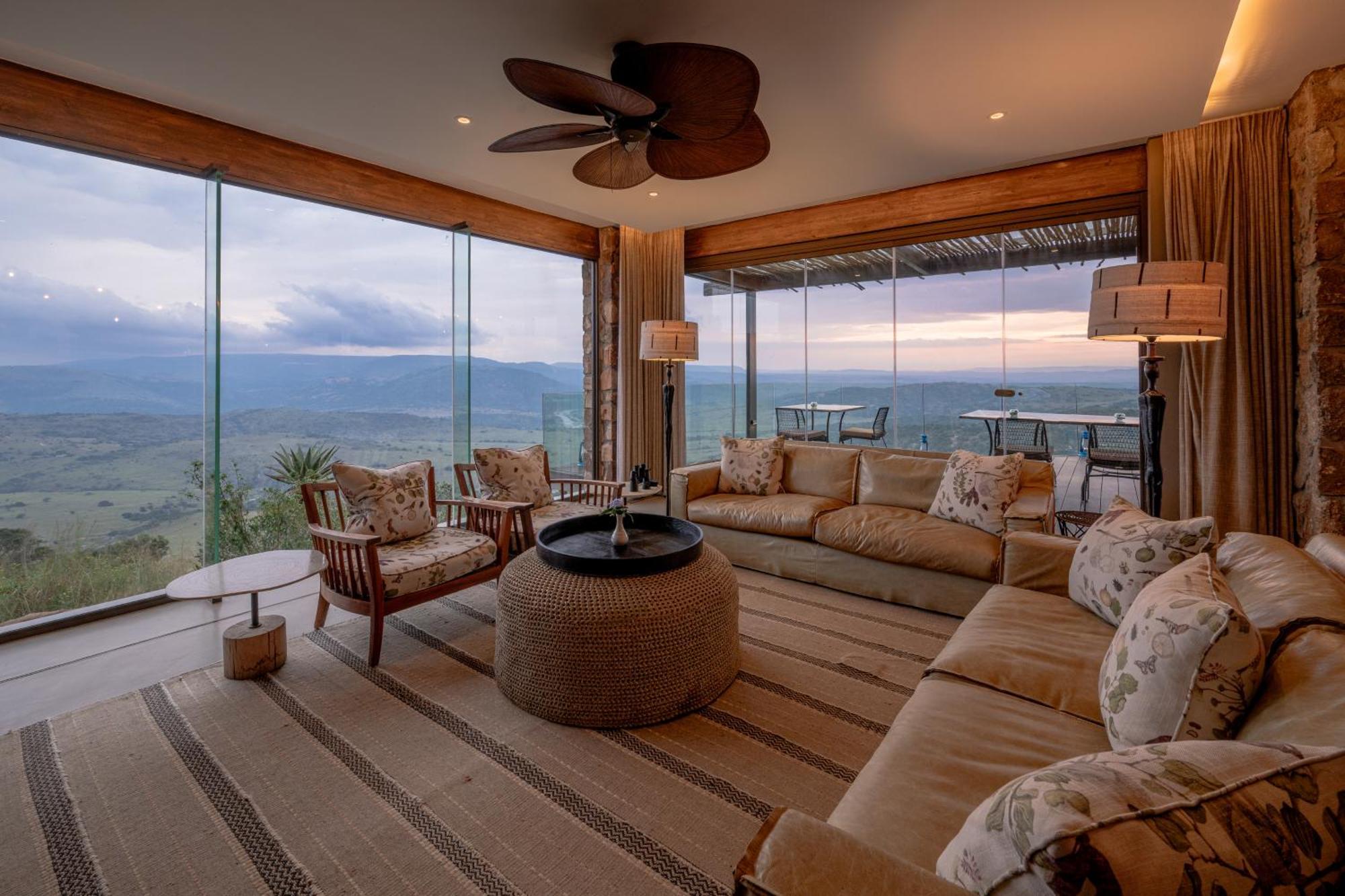 Zulu Rock Lodge - Babanango Game Reserve Ulundi ภายนอก รูปภาพ
